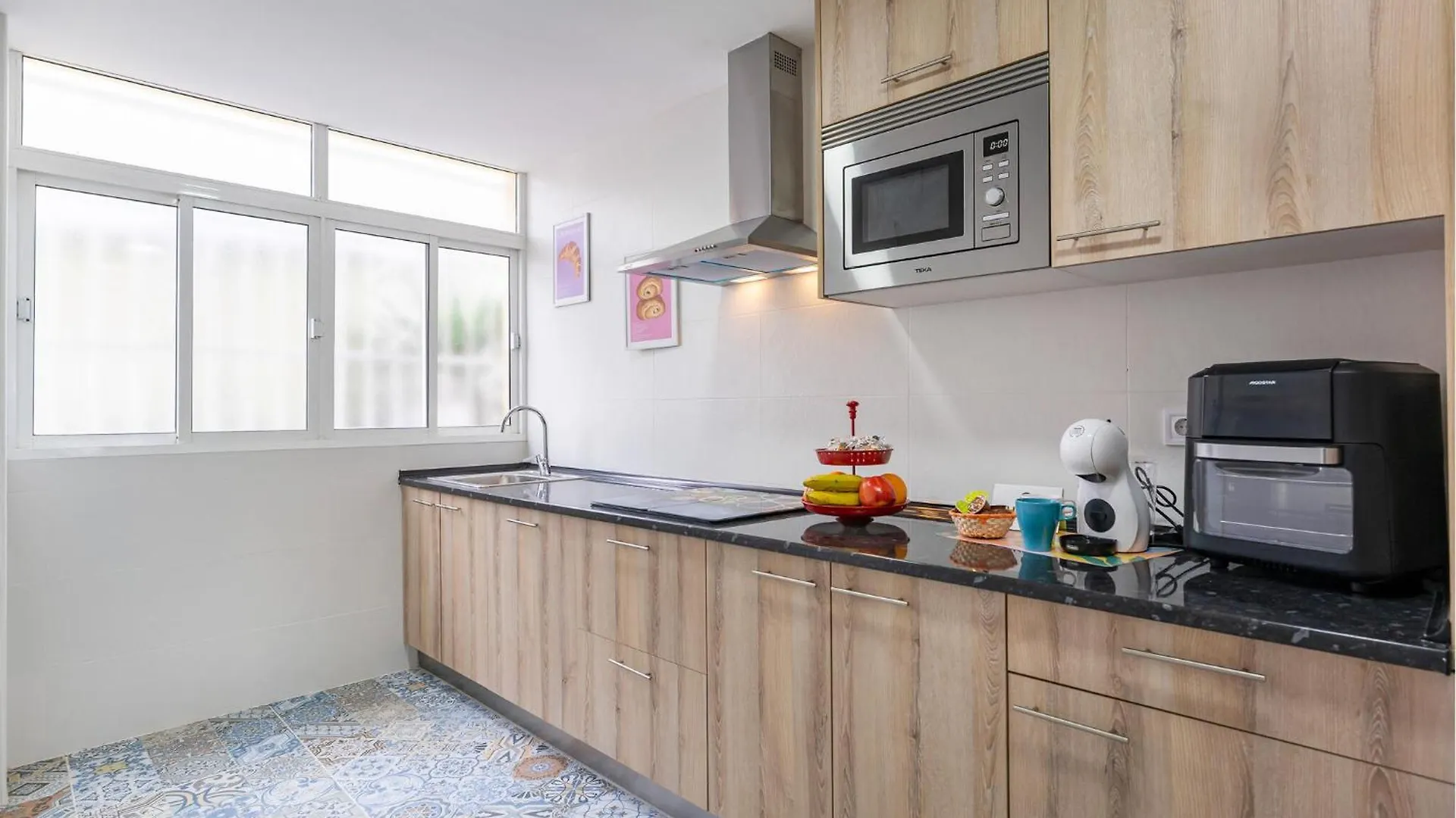3 Bedroom Cozy Apartment In فيليز-مالاغا 0*,  إسبانيا