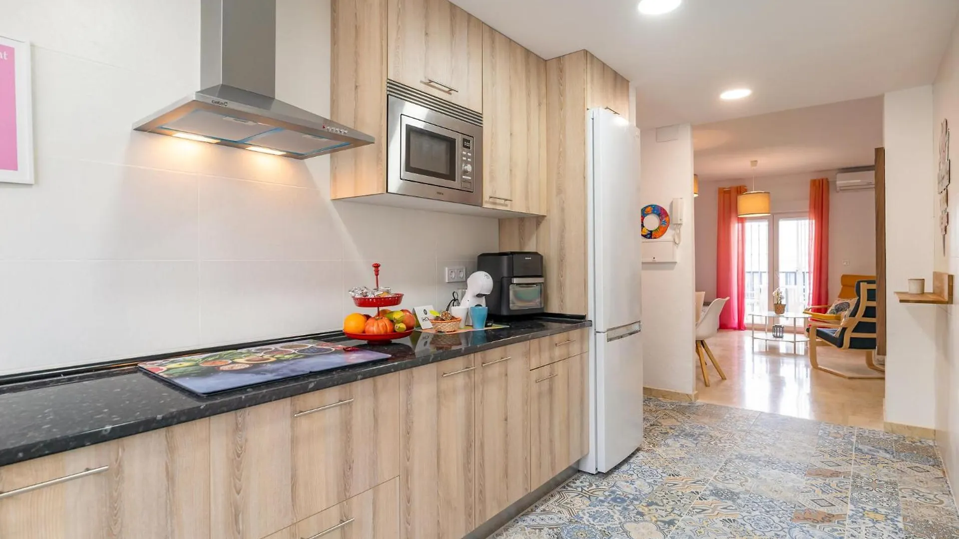 3 Bedroom Cozy Apartment In فيليز-مالاغا